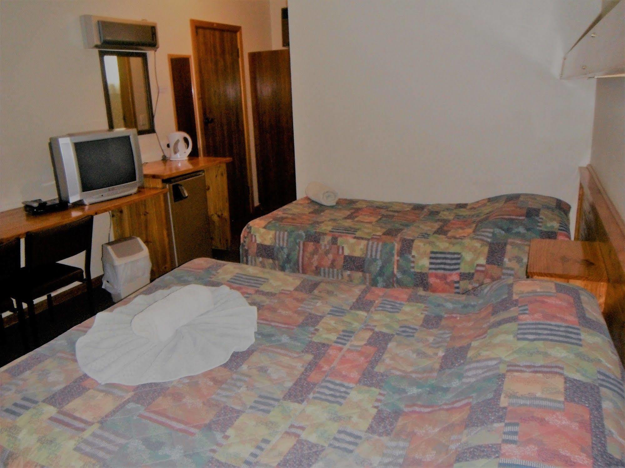 Coomacountry Club Motor Inn Kültér fotó